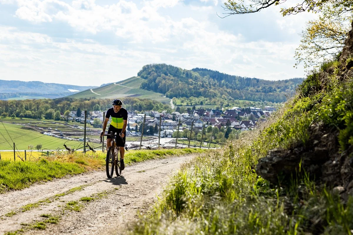 City-Hopping: Drei Bikepacking-Touren durch das Land der 1000 Hügel — GravelDeluxe Führende ...